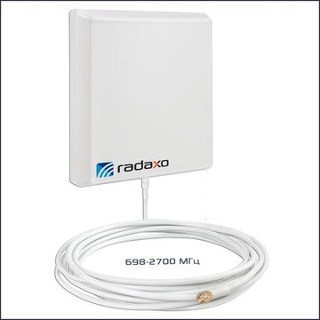 Radaxo P-4G антенна 698-2700 МГц / 14,0 dBi / 210x180x44мм