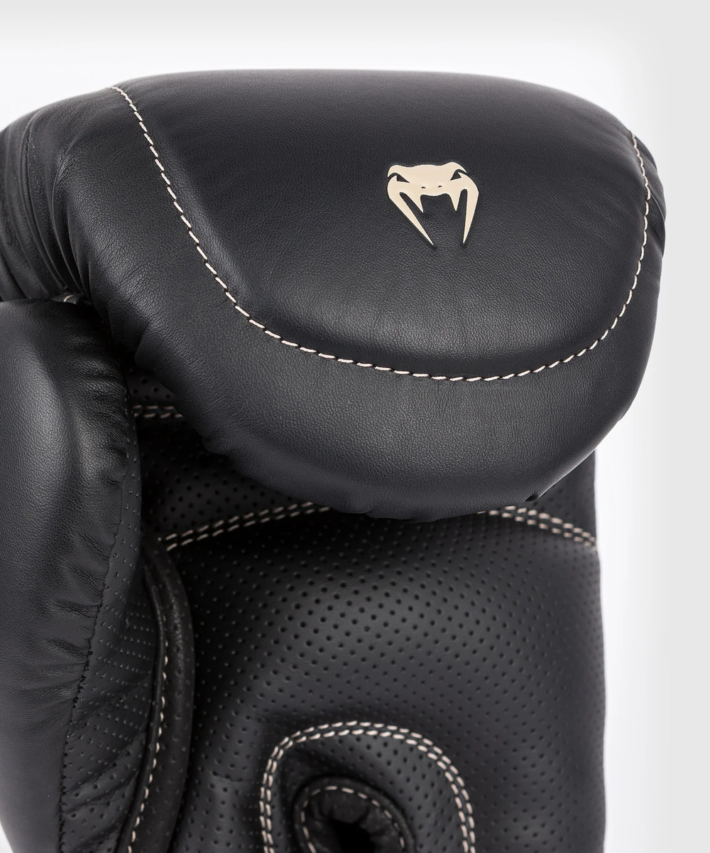 Перчатки боксерские Venum Impact Evo Black/Beige