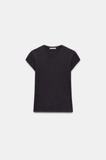 ПРИТАЛЕННАЯ ФУТБОЛКА С КОРОТКИМИ РУКАВАМИ — ZARA
