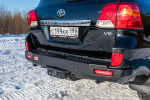 Бампер силовой задний Toyota Land Cruiser 200 2012-2015 с квадратом под фаркоп и фонарями, стандарт РИФ