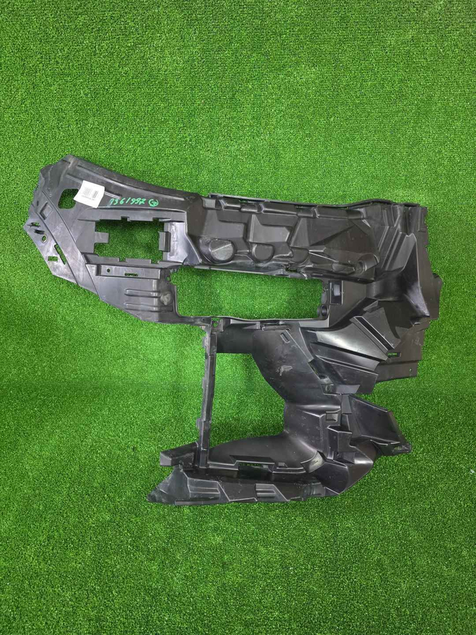 Кронштейн перед. бампера BMW X7 G07 19-22 M-paket