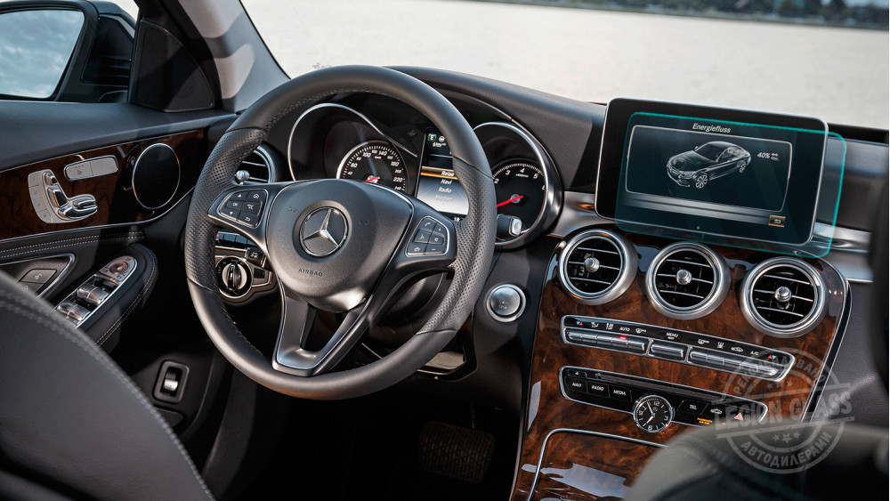 Защитное стекло Mercedes C-CLASS W205 2019 Монитор 10.25"