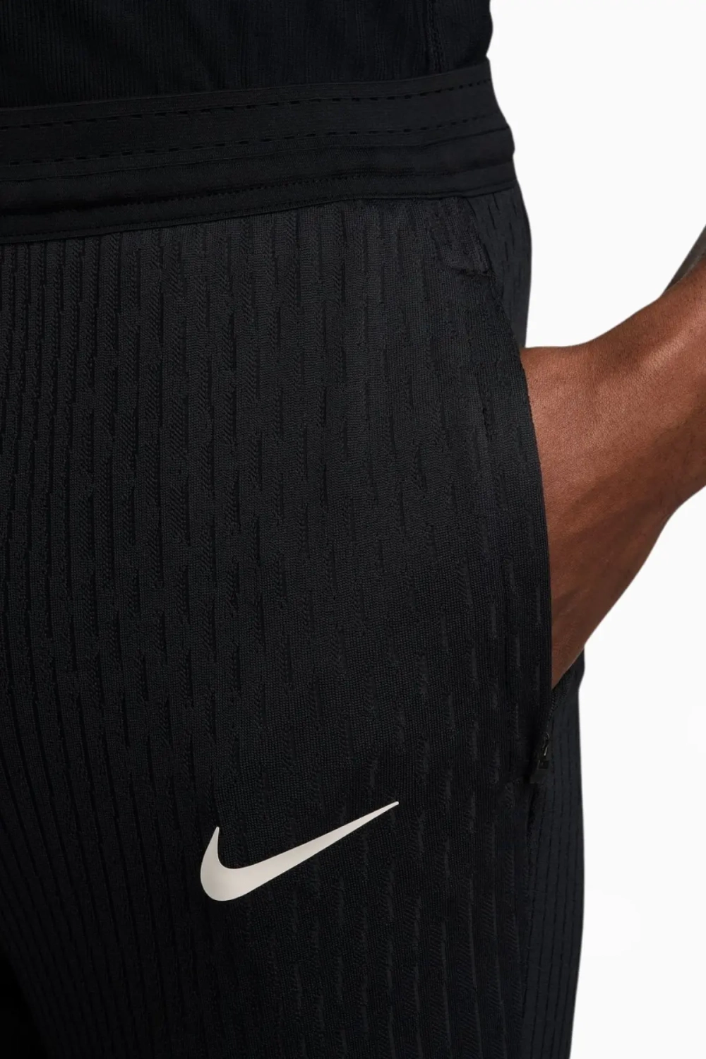 Штаны Nike Liverpool FC 24/25 Strike Elite