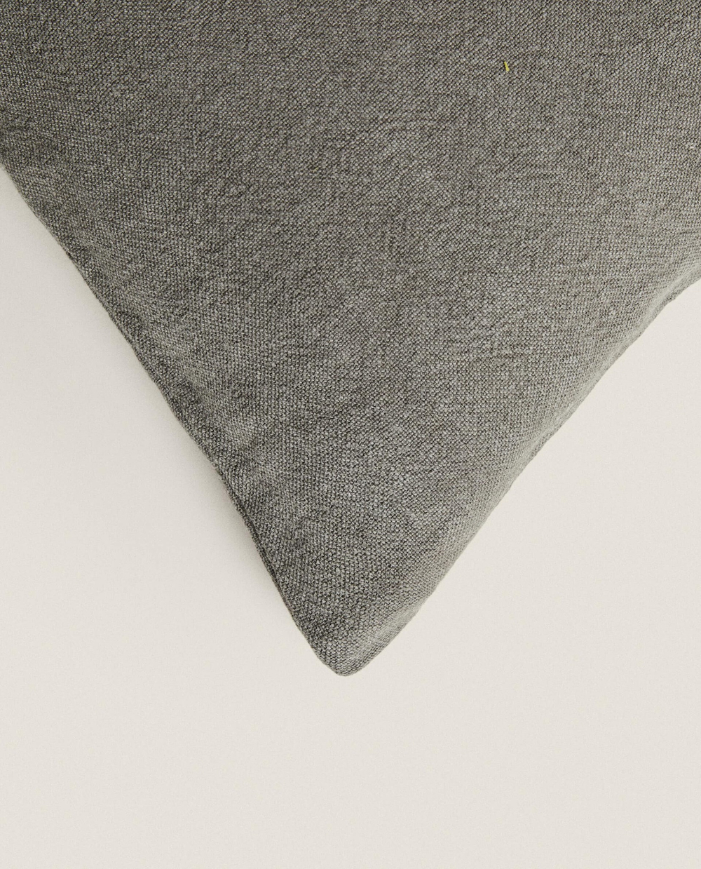 ZARA HOME ЛЬНЯНОЙ ЧЕХОЛ ДЛЯ ДЕКОРАТИВНОЙ ПОДУШКИ, ТЕМНО-СЕРЫЙ