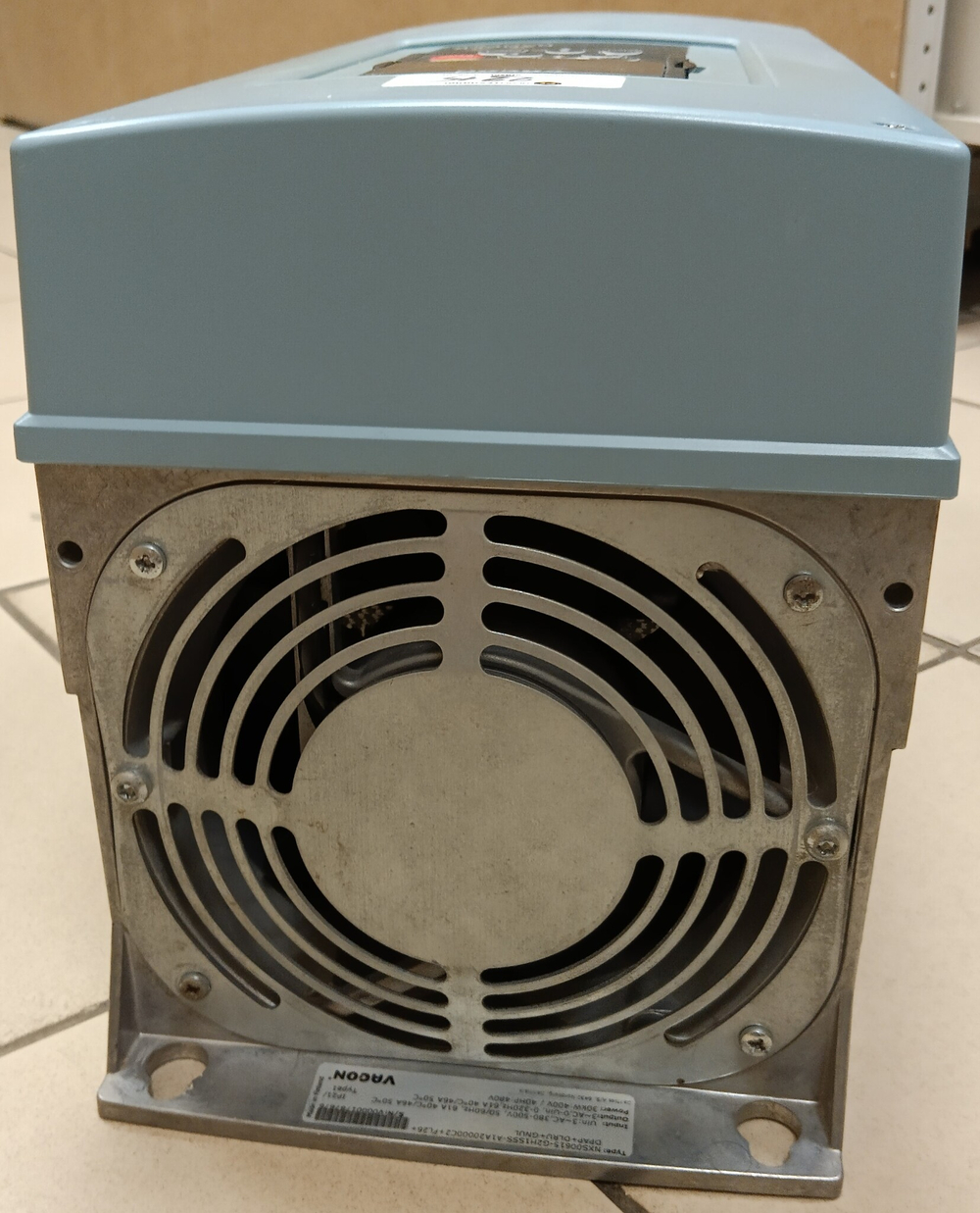 Vacon NXL00615-G2H1SSS-A1A20000C2+FL26+DPAP+DLRU+GNUL б/у