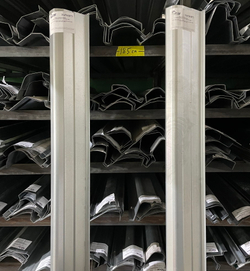 Порог Pontiac Vibe 2002-2008, Toyota Voltz 2002-2004 (0,8мм)