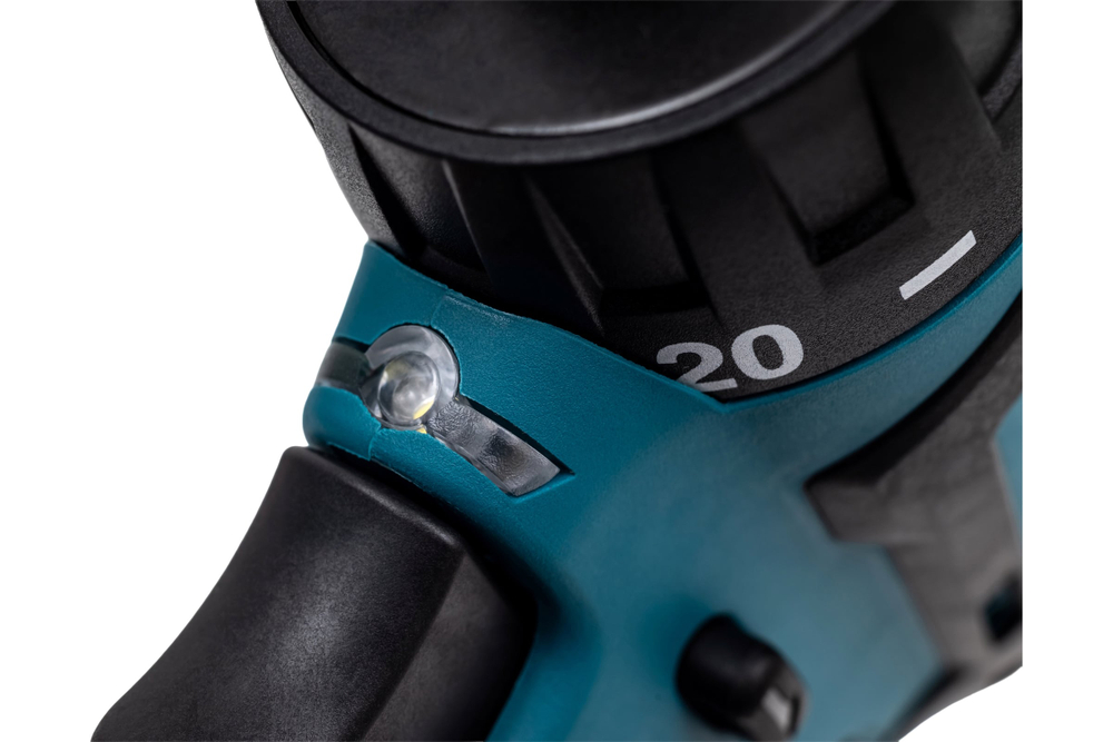 Аккумуляторная дрель-шуруповерт Makita CXT DF032DWME