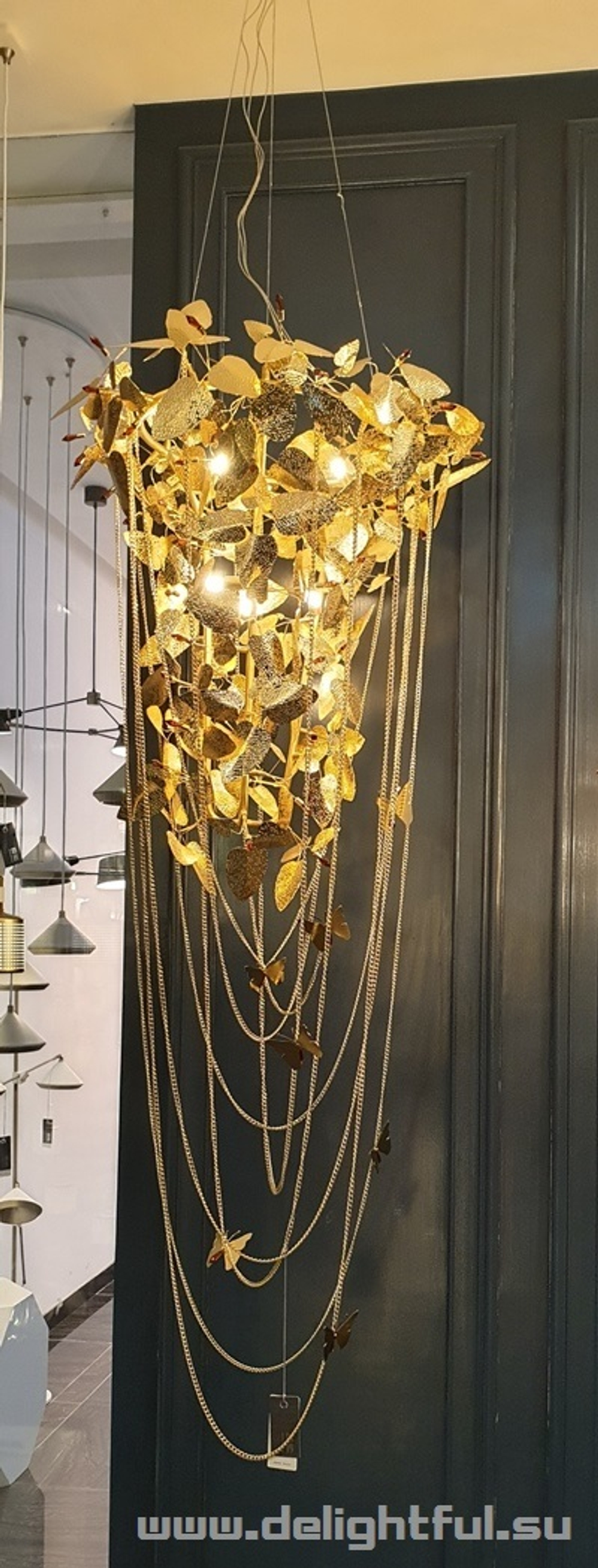 LUXXU MCQUEEN CHANDELIER копия