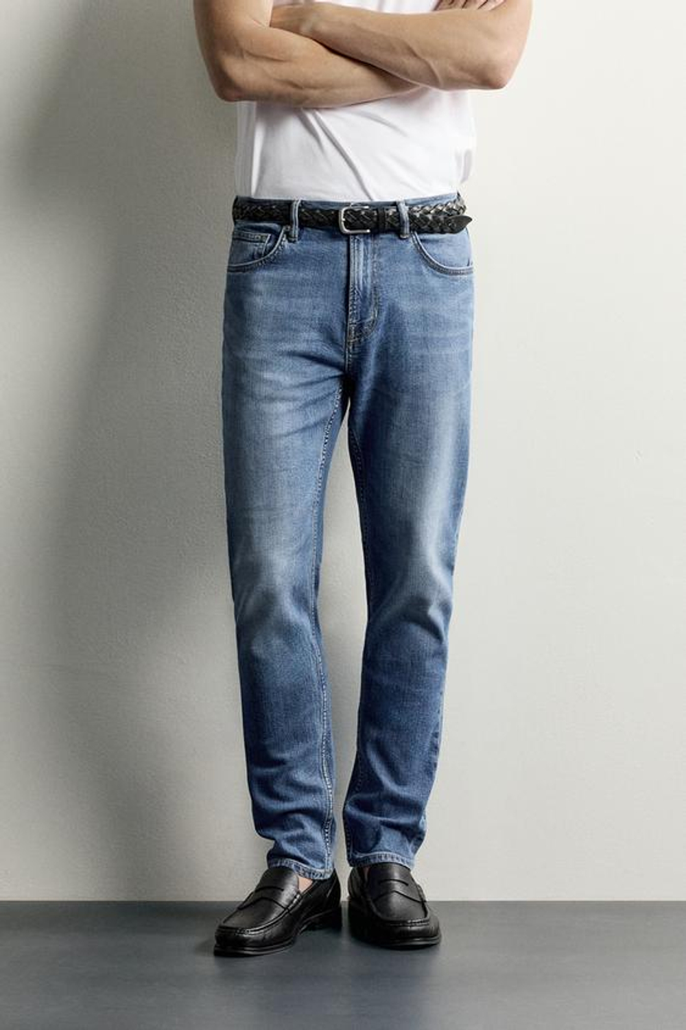 ZARA БАЗОВЫЕ ДЖИНСЫ SLIM FIT, ВЫЦВЕТШИЙ СИНИЙ