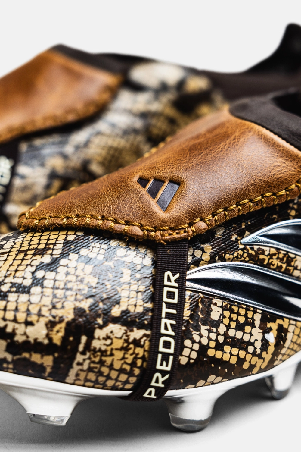 Бутсы adidas x Wales Bonner Predator Elite FT FG - коричневый