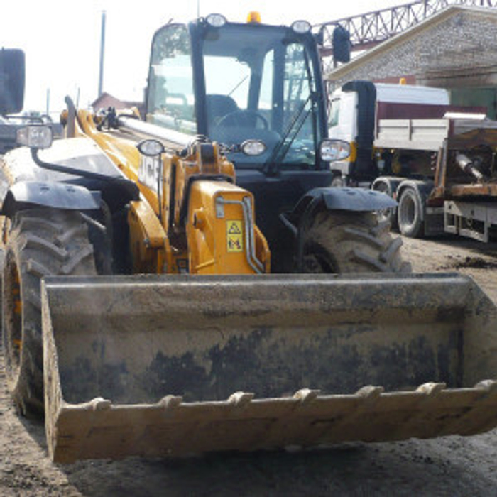 Телескопический погрузчик JCB 535-95