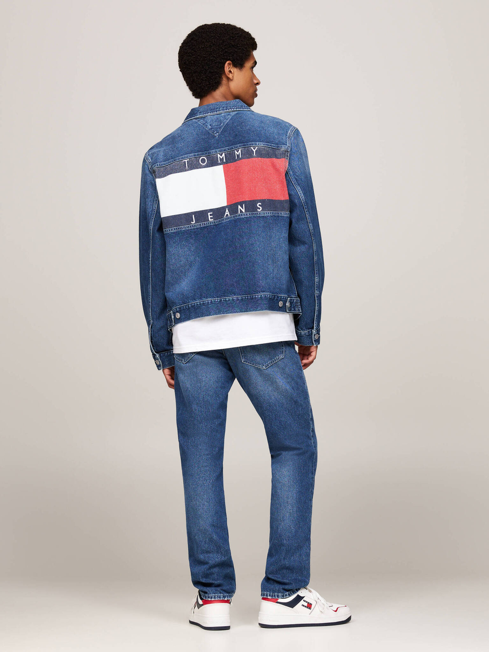 Джинсовая куртка Tommy Jeans - голубой(DM0DM20495)