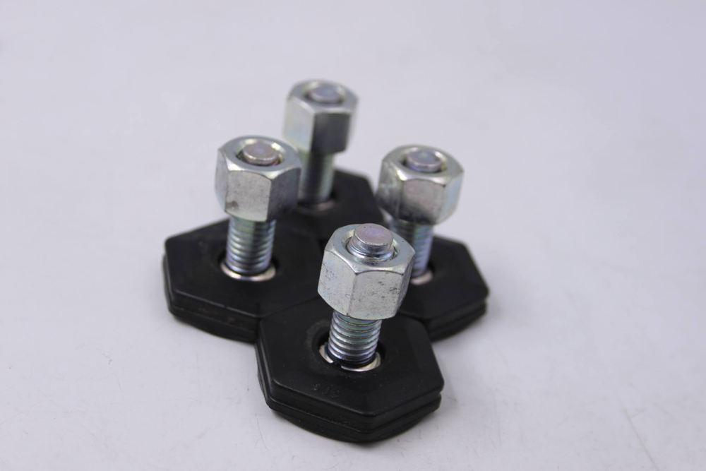 Комплект опорных ножек 0020300170G стиральной машины Haier