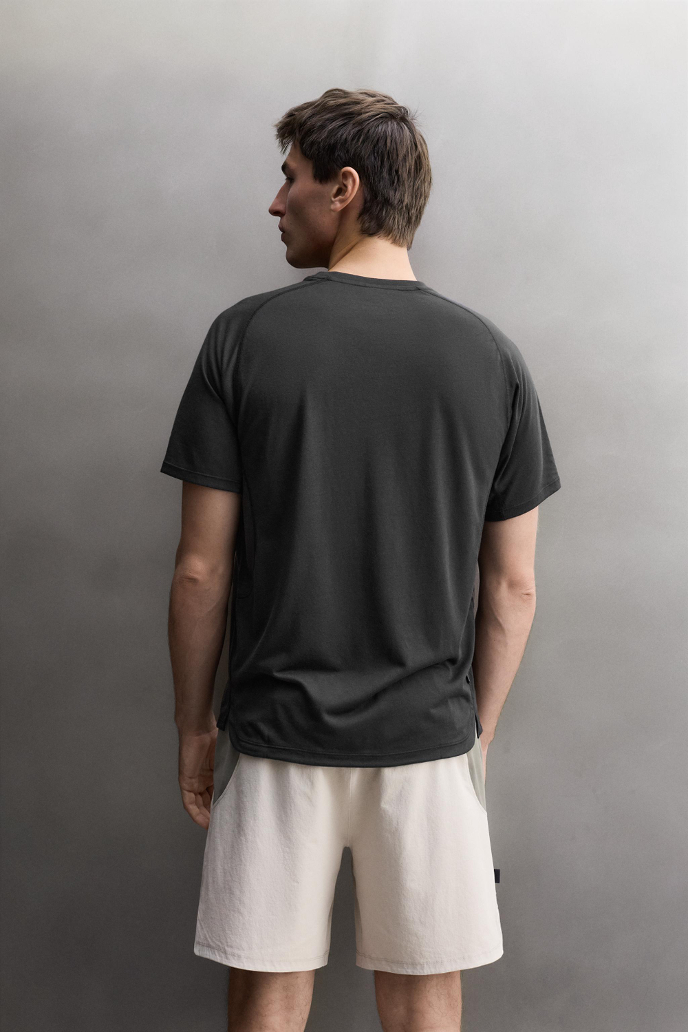КОМБИНИРОВАННАЯ ТЕХНИЧЕСКАЯ ФУТБОЛКА — ZARA · 8054/331