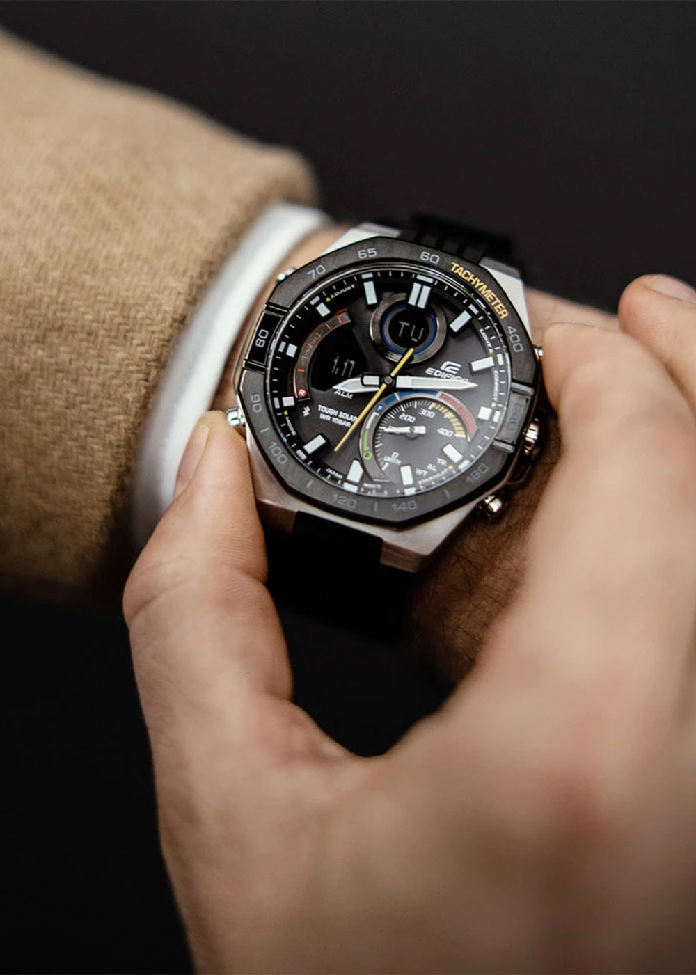 Часы Casio ECB-950MP-1A