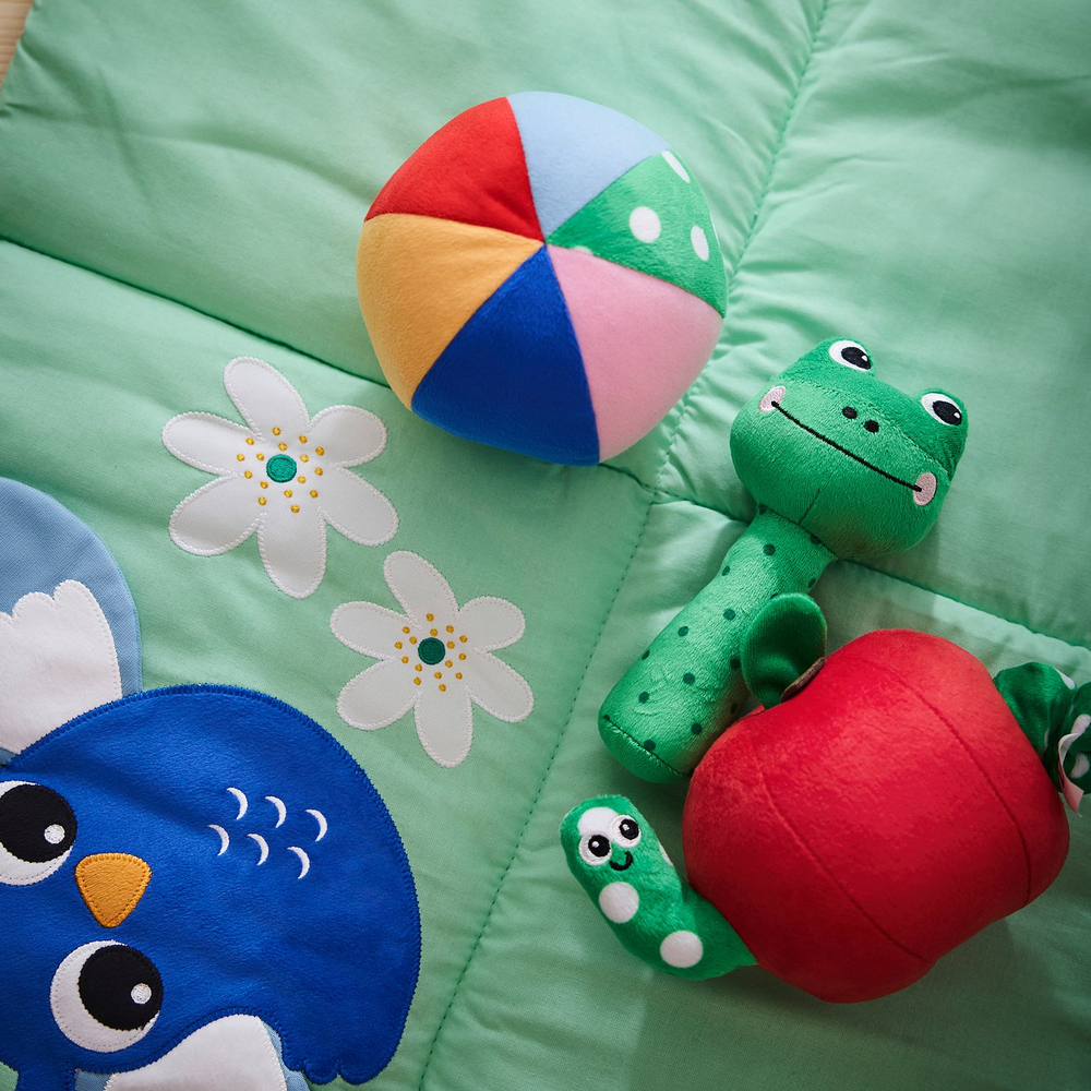 IKEA SANDBI  (ИКЕА САНДБИ)  -  Игрушка музыкальная - яблоко и червячок красный/зелёный