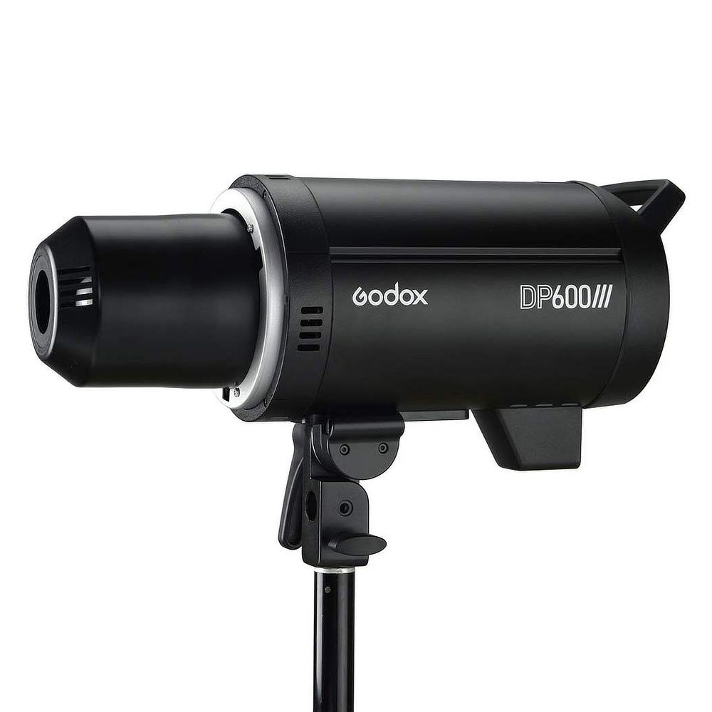 Студийная вспышка Godox DP600III