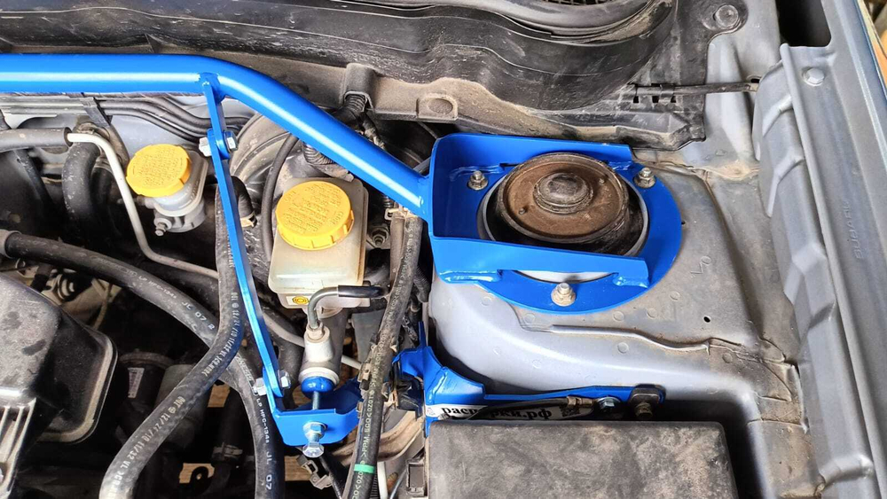 Пластина соединительная Упора ГТЦ и распорки Subaru Forester 3 (SH) и Subaru Impreza (GH)