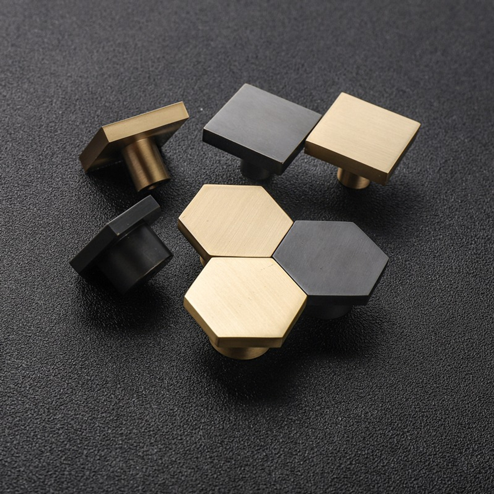Ручка-кнопка HK005 brass