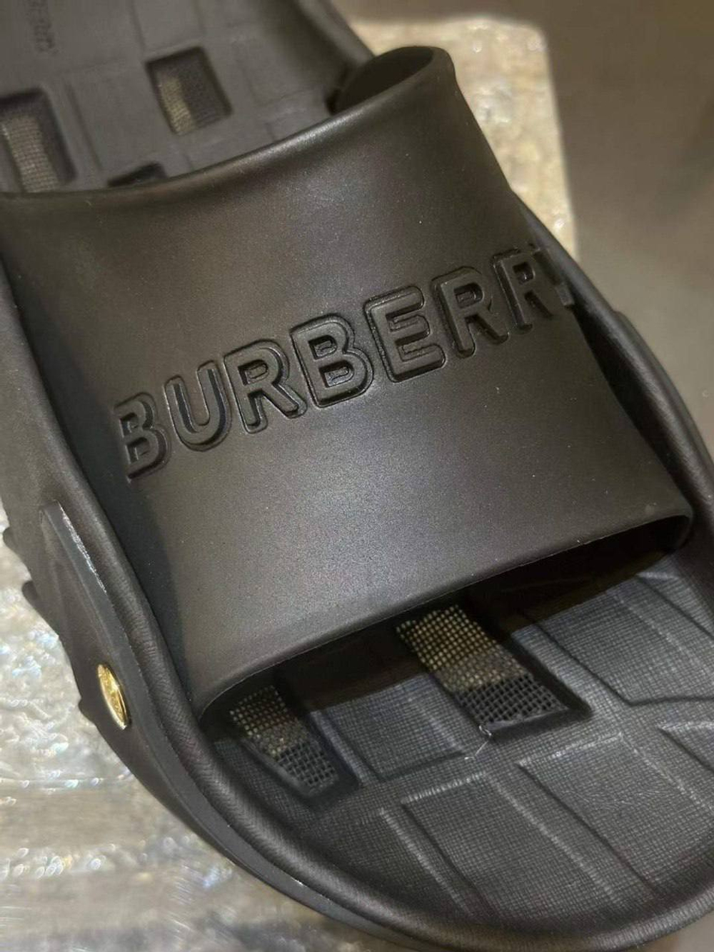 Шлёпанцы Burberry