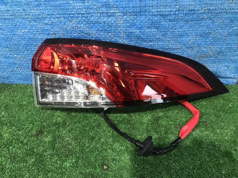 стоп правый Toyota Corolla ZWE211 2022 12-635