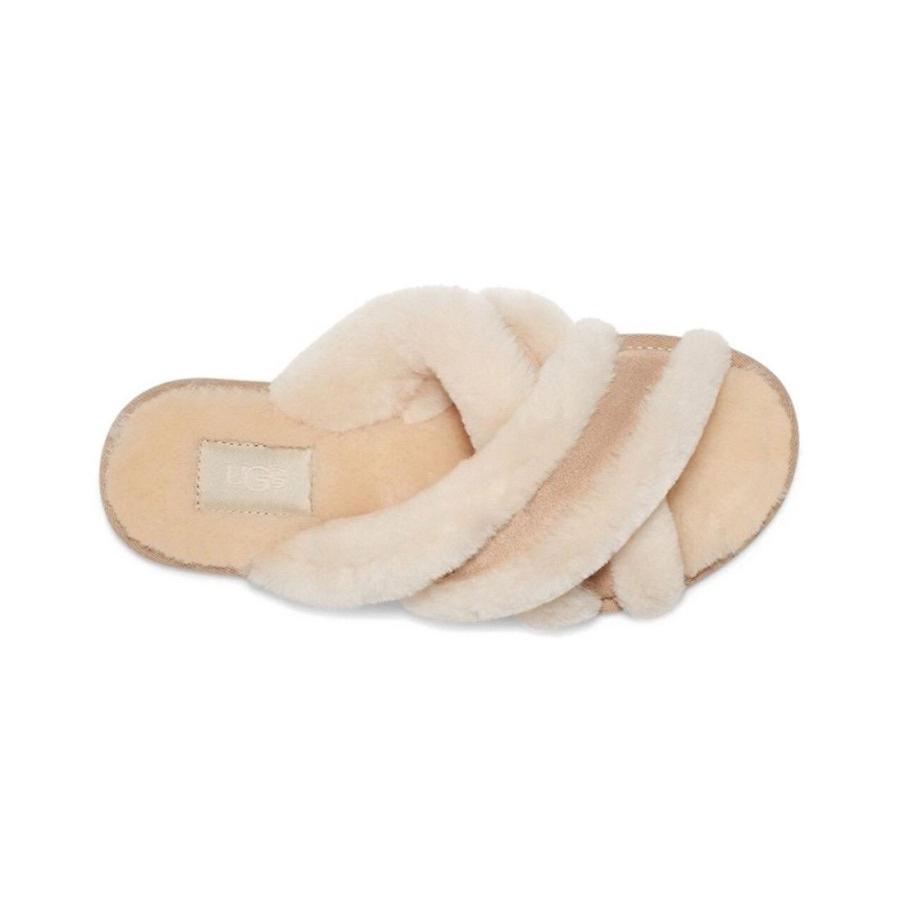 UGG Slippers Scuffita Sand