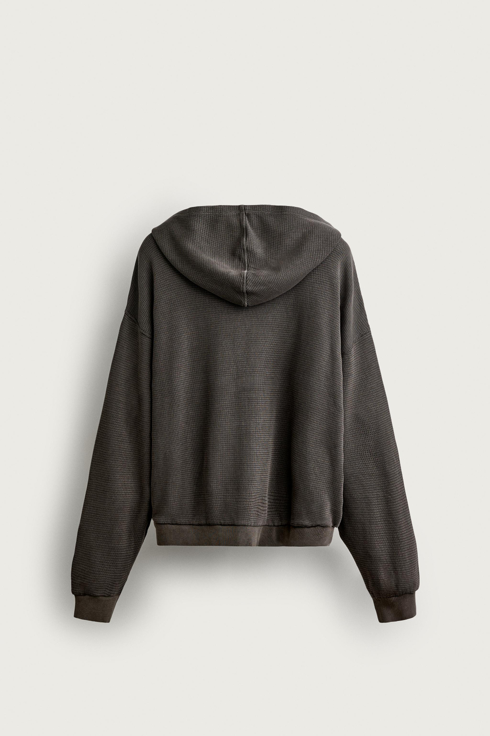 ХУДИ НА МОЛНИИ С ВАФЕЛЬНОЙ ТЕКСТУРОЙ — ZARA · 0526/351