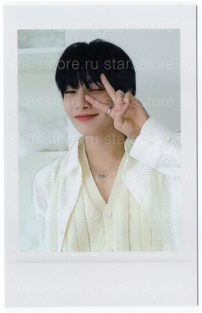 Полароид I.N Stray Kids 2024 Season's Greeting (Apple Music) Полароид I.N Stray Kids 2024 Season's Greeting (Apple Music)