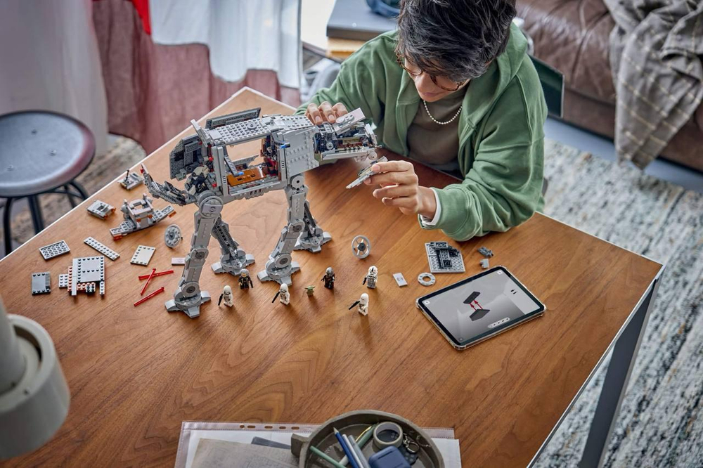 Конструктор Лего Стар Варс АТ-АТ шагоход остатков Империи 75454 | LEGO Star Wars Imperial Remnant 1 453 детали | 10+