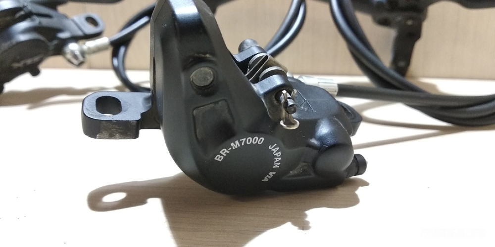 Комплект тормозов Shimano SLX BR-M7000