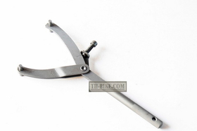 Clutch center holder. Tool. Pulley stopper/holder. No brand