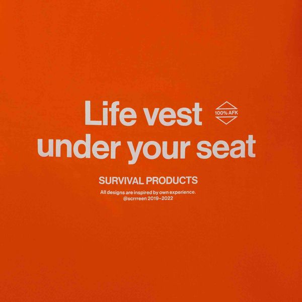 Футболка Life vest under your seat Оранжевая - фото 3