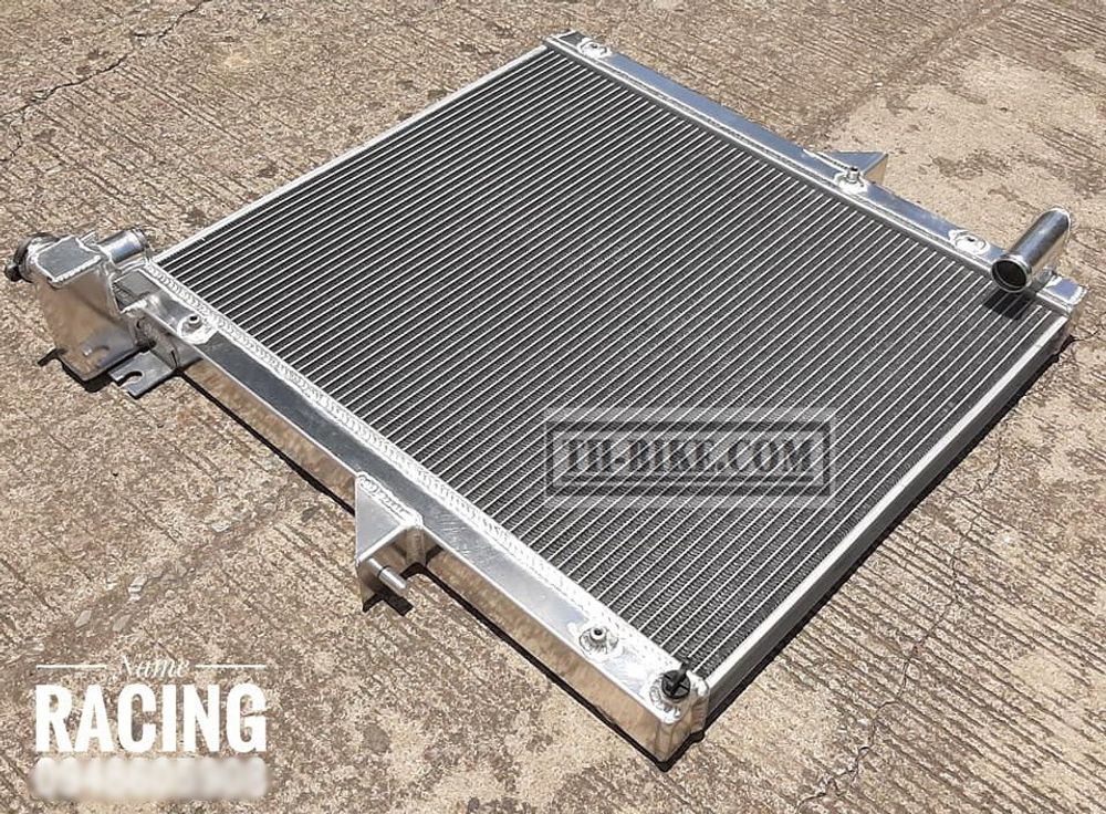 Radiator, reinforced, for Mitsubishi L200/Triton 2014