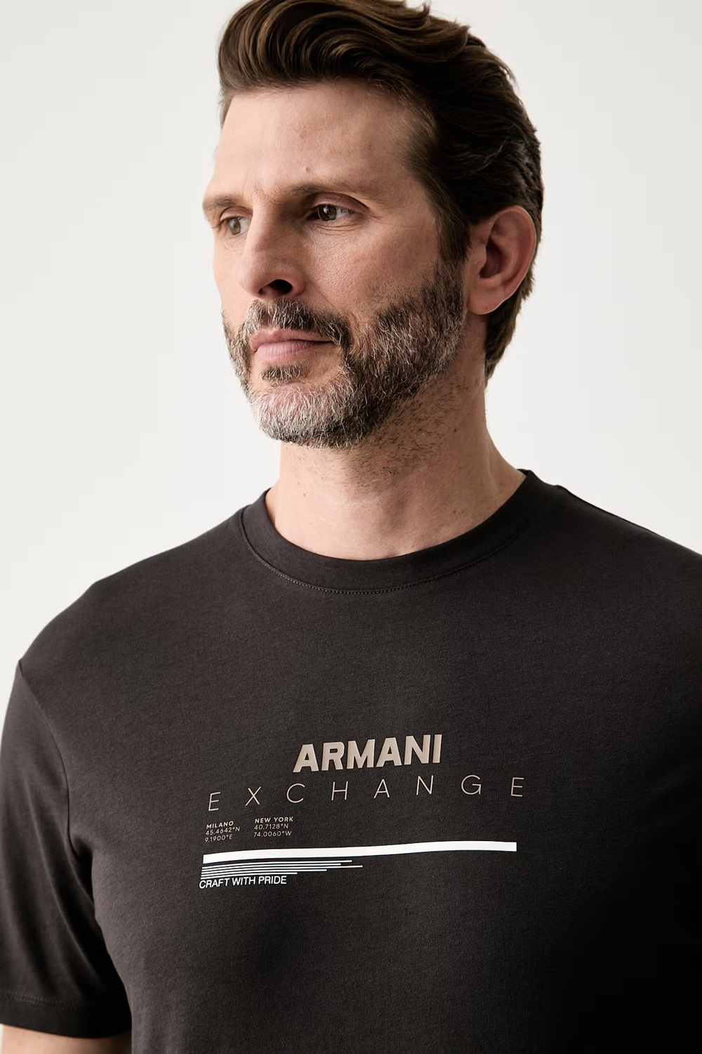 Футболка Armani Exchange