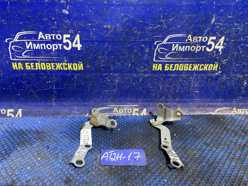 Петля капота левая TOYOTA CARINA 1998