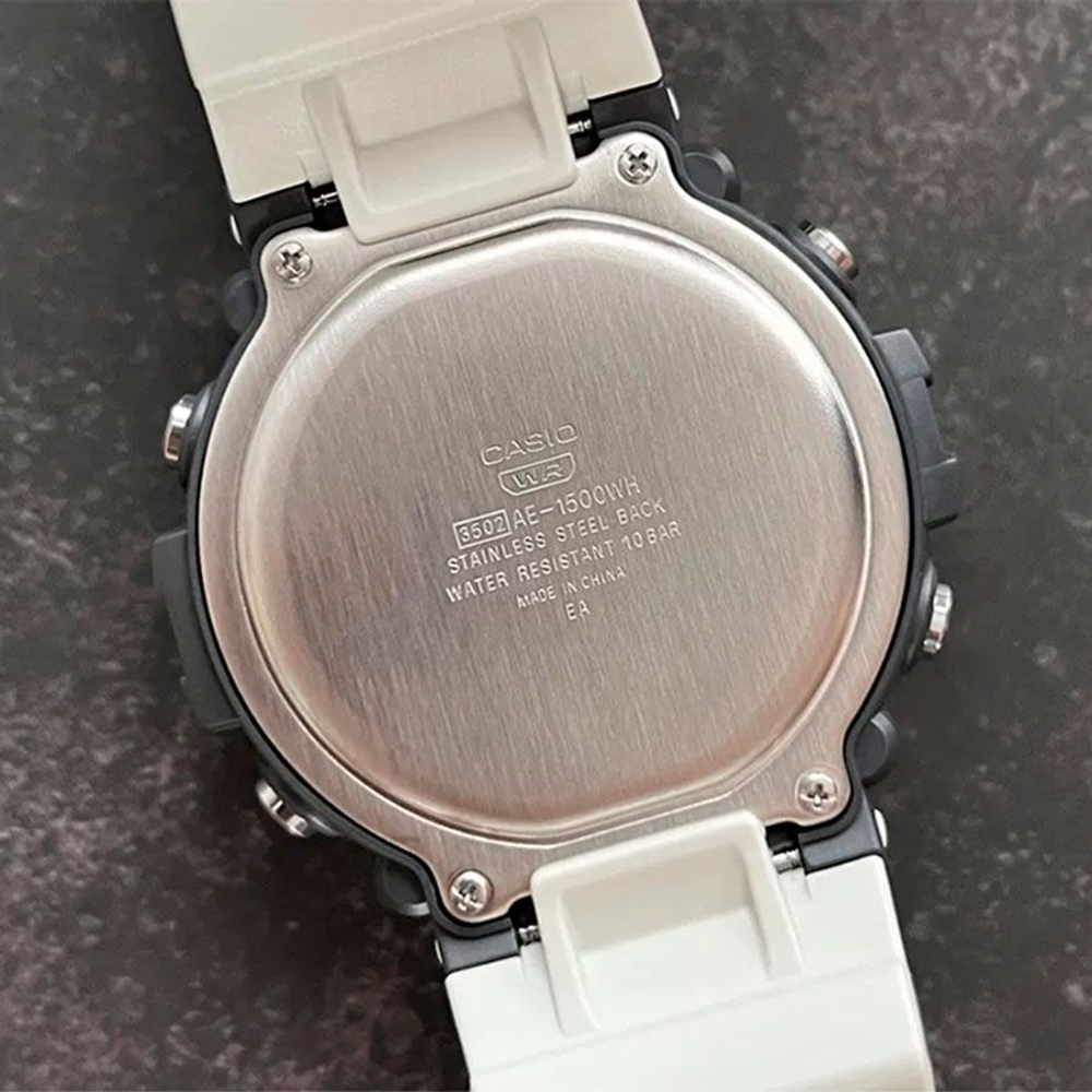 Мужские наручные часы Casio AE-1500WH-8B2