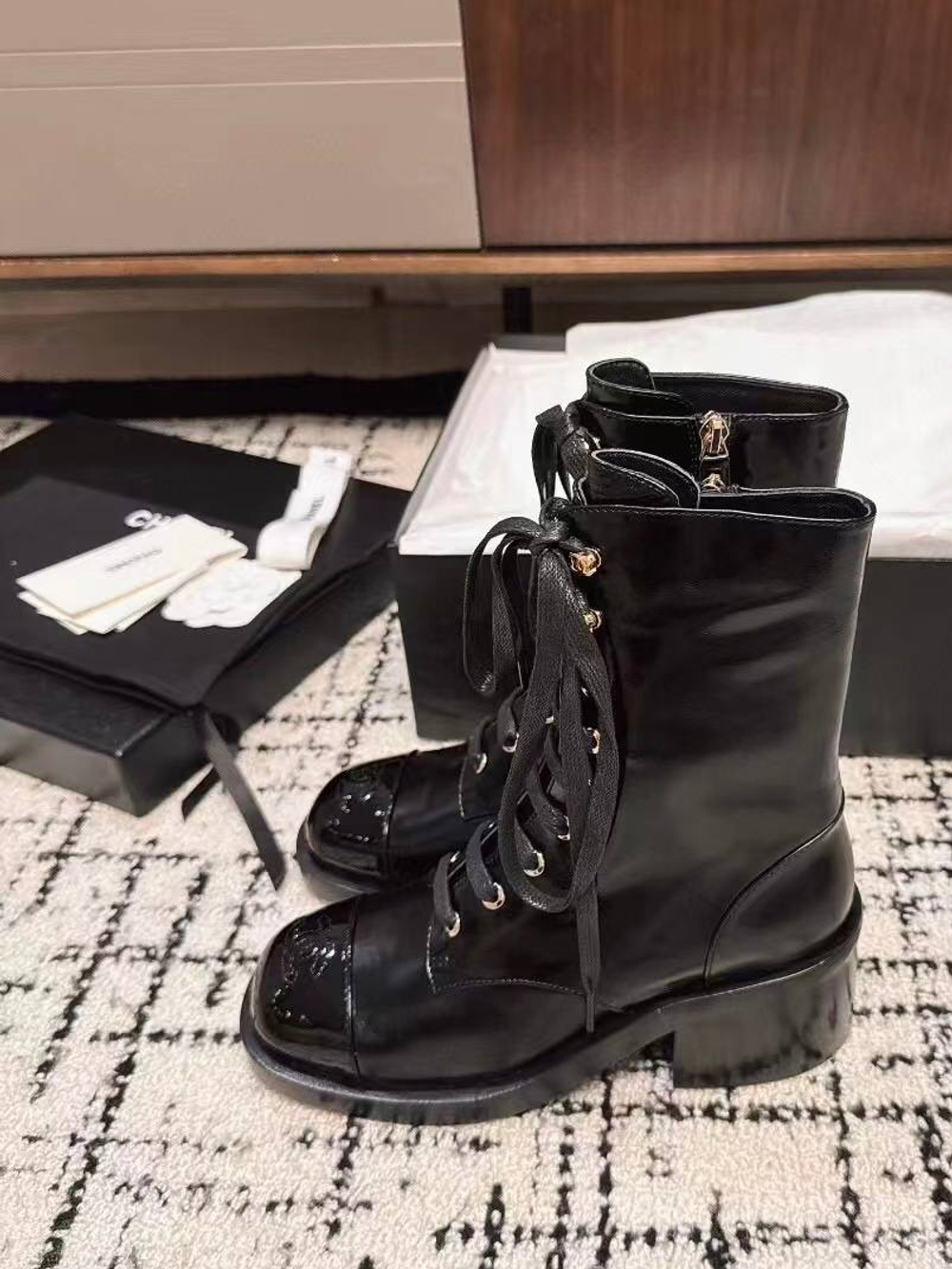 Ботинки Chanel