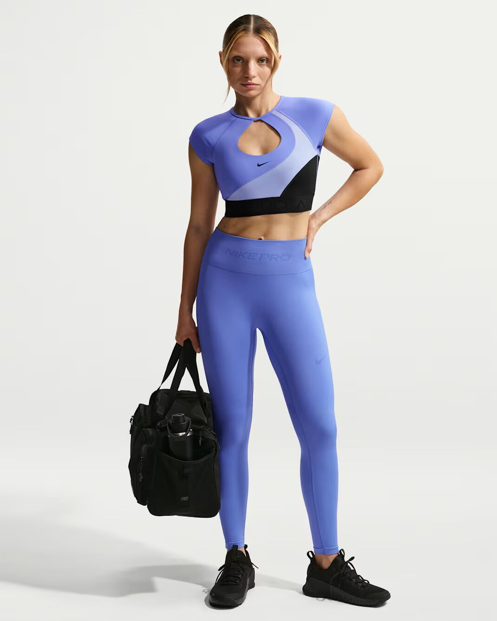 Nike Pro Seamless Женские леггинсы с высокой талией и длиной выше щиколотки - NIKE