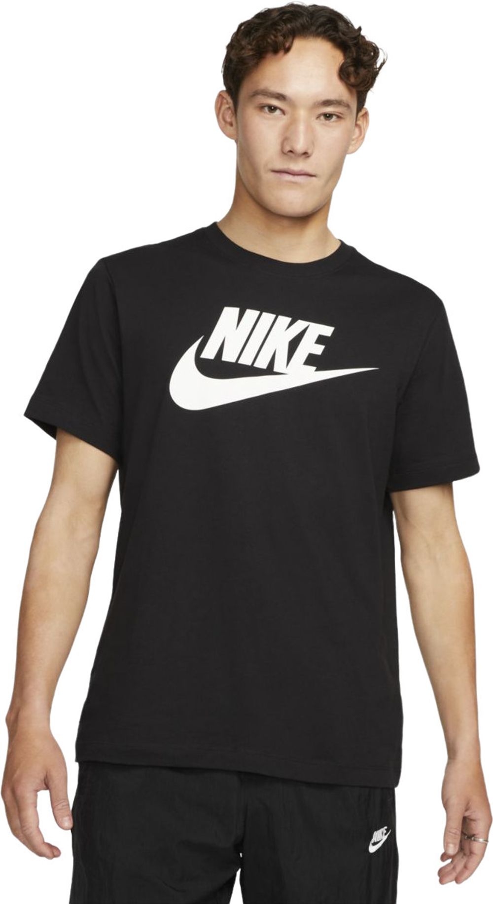 Футболка Nike Sportswear