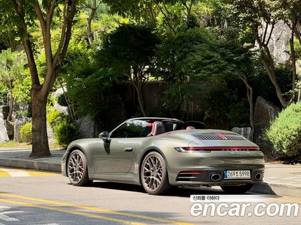 Porsche 911 Carrera S Cabriolet — 2021