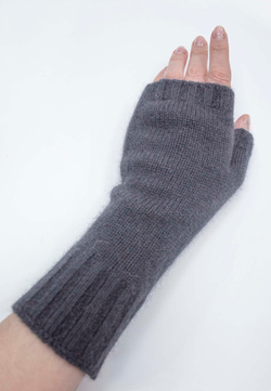 Митенки женские М813-24 графит