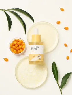 ROUND LAB Сыворотка против пигментации с ниацинамидом Vita Niacinamide Dark Spot Serum (30 мл)