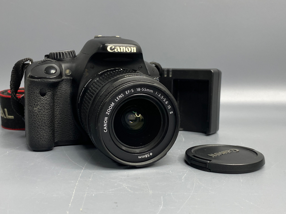 Canon 550D Kit 18-55mm 3.5-5.6 IS II 38.000 кадров