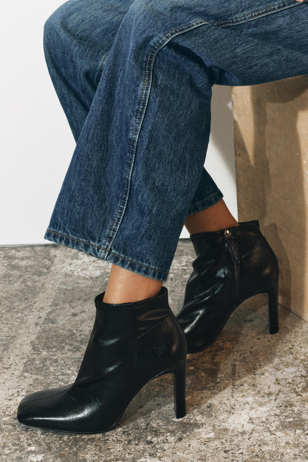 ZARA БОТИЛЬОНЫ НА КАБЛУКЕ, ЧЕРНЫЙ