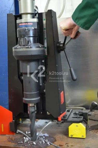 Пневматический сверлильный станок с креплением на постоянных магнитах Promotech PRO-200A ATEX