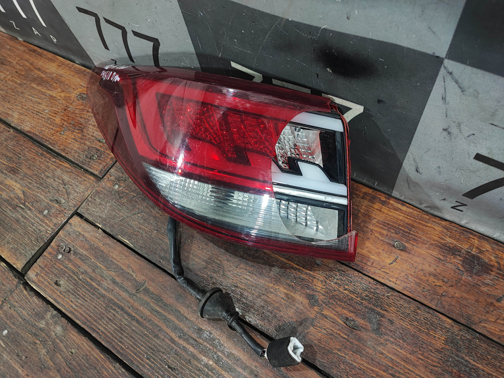 Фонарь задний левый LED Kia Rio 4 (FB) 20-нв Б/У Оригинал 92401H0600