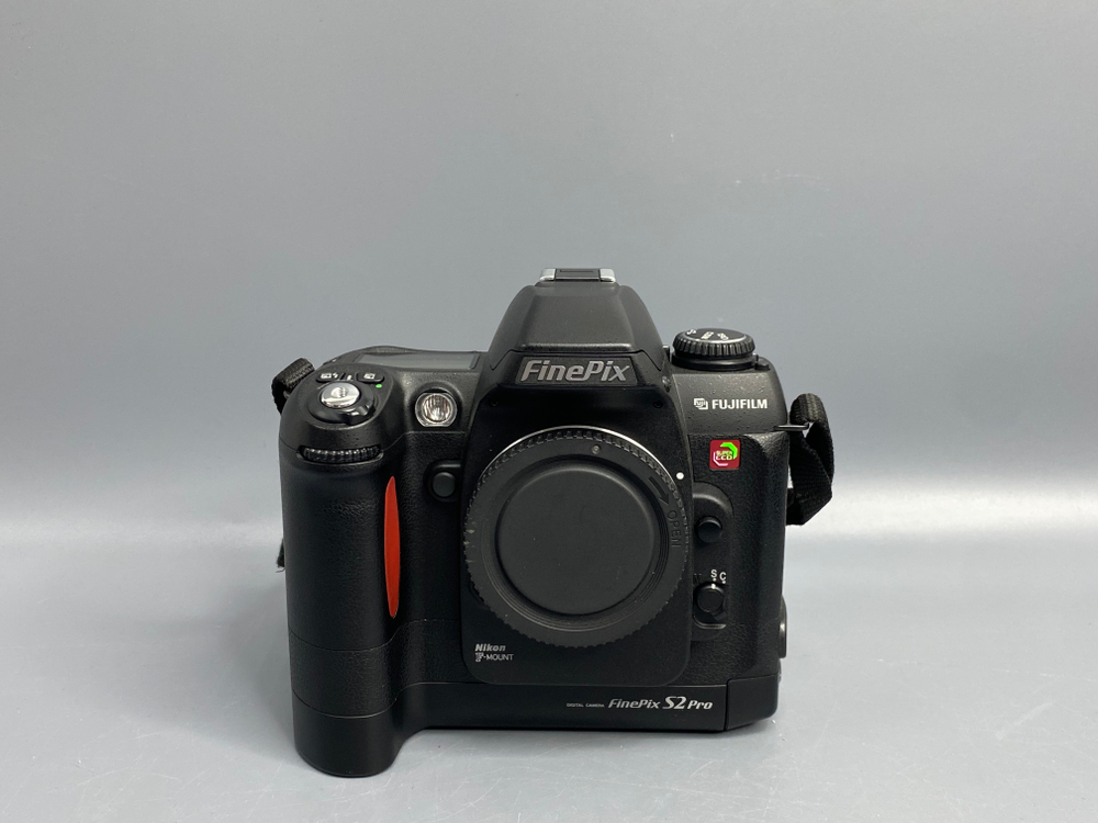 FujiFilm FinePix S2 Pro