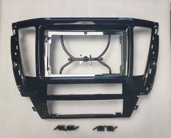 Магнитола для Mitsubishi Pajero Sport 3 2020-2024, Montero Sport (прямоугольный климат, рамка 9) - Kuberg EW-9638-2 QLed, Android 12, Быстрая, CarPlay, 4G SIM-слот