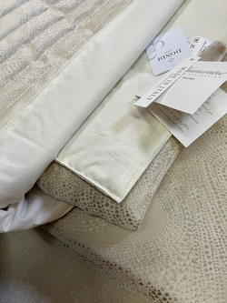 Покрывало 270x270 Blumarine Crystelle avorio