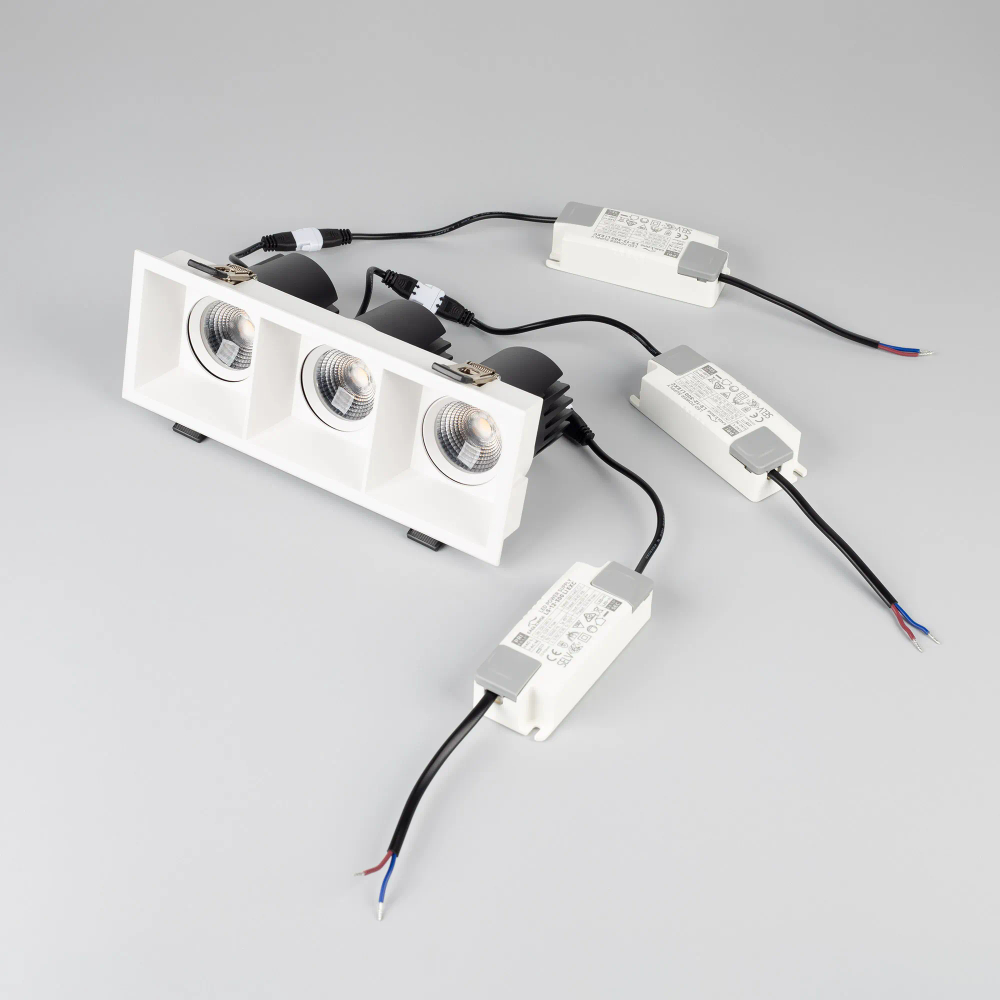 Светильник MS-FLOW-BUILT-S230x85-3x12W Warm3000 (WH, 55 deg, 230V) (Arlight, IP20 Металл, 5 лет) 053780